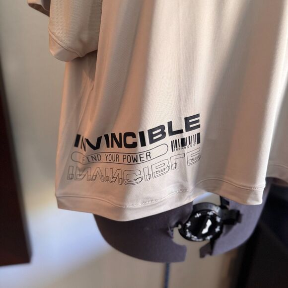 Marvel Avengers Beige 2X Crop Fitness top NWT Gift - Picture 2 of 8